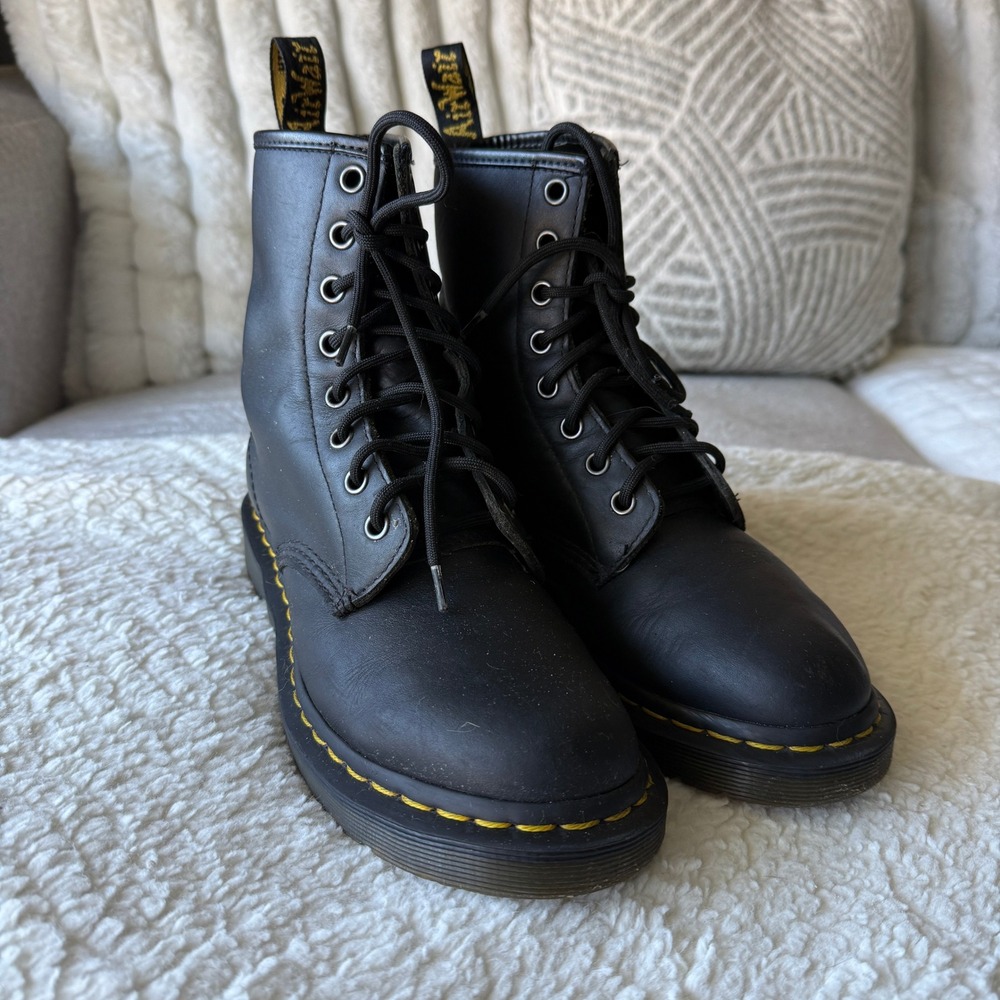Dr. Martens 1460 Pascal Black Virginia Leather 8-Eye Boots 11821 Women 8
